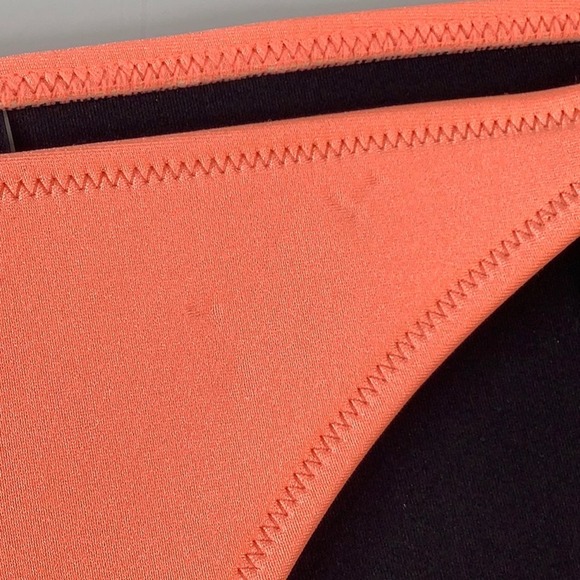 Triangl Side tie bikini bottom coral Neoprene discontinued Size Small - Picture 11 of 12